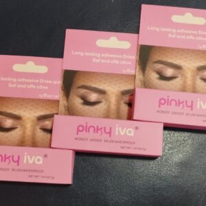 Pegamento de pestañas color negro Pinky Iva $3