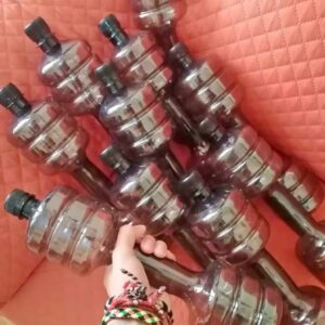 Botella En Forma De Pesa $17