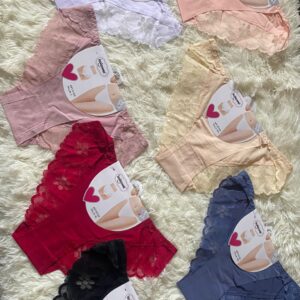 X1324 Calzon con encaje