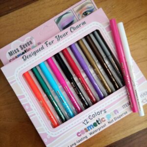 Cajita con 12 delineadores