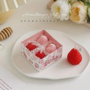 Cajita de velas en forma de fresa