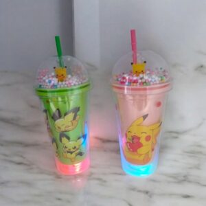 Vaso con luz pikachu