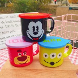 Taza de personajes Disney